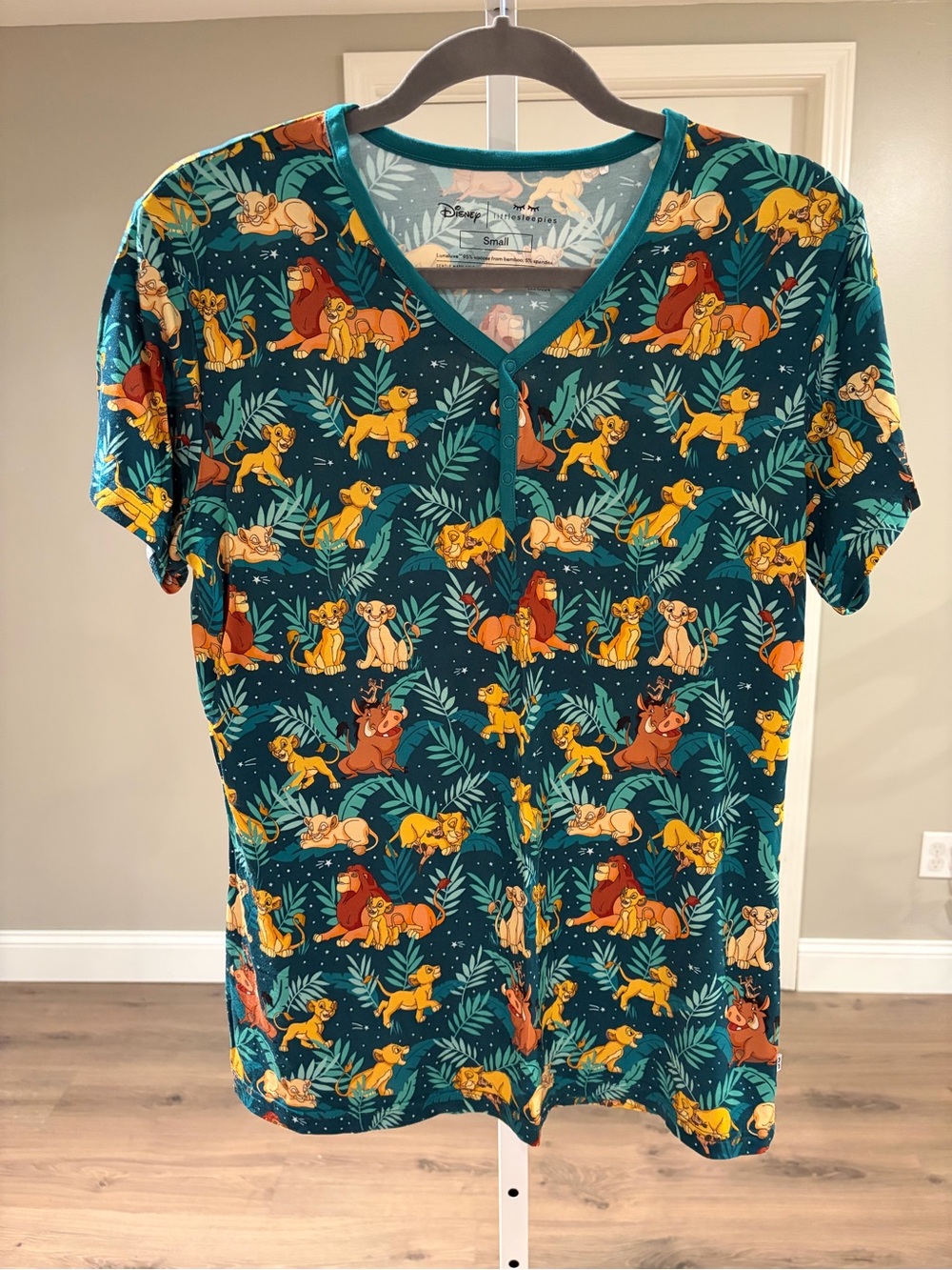 Little Sleepies Disney’s The Lion King Simba’s Sky Women Pajama Set